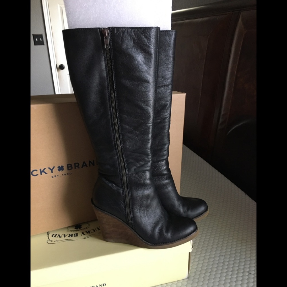 Lucky wedge boots.